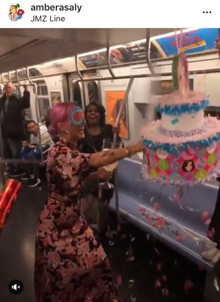 Illustration for article titled This Woman Threw a Birthday Party on a Subway Car and It Looks Really Fucking Annoying